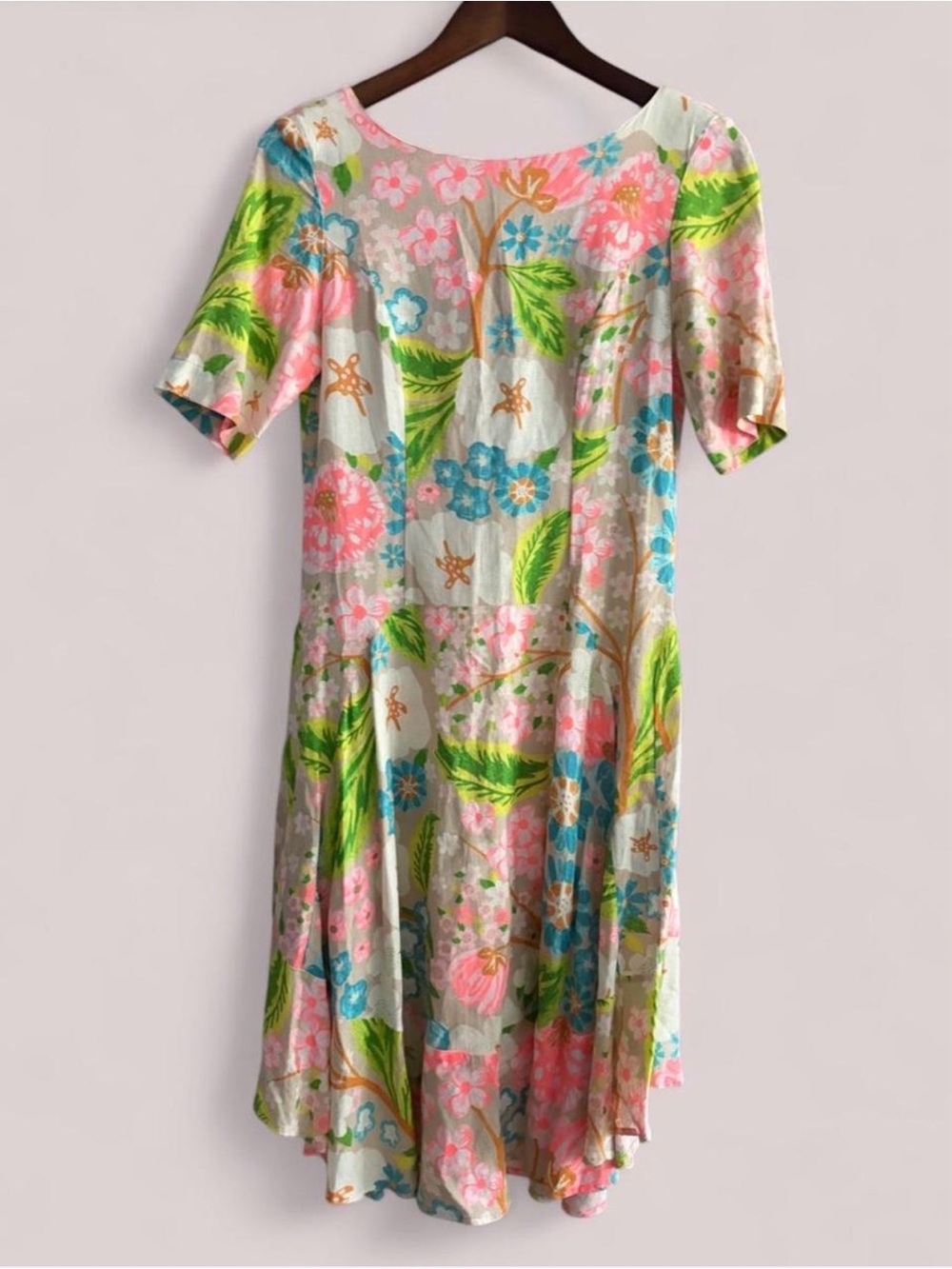 FARM Rio Pastel Floral Midi Dress with Green Leaf Motif